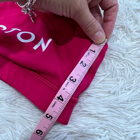 Lululemon x Peloton Bra - size 6 - pink - Picture 5 of 5